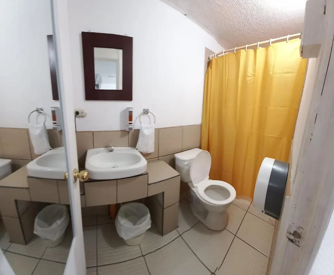 Vandrarhem Global Airport Inn Free Shuttle Guatemala City Guatemala