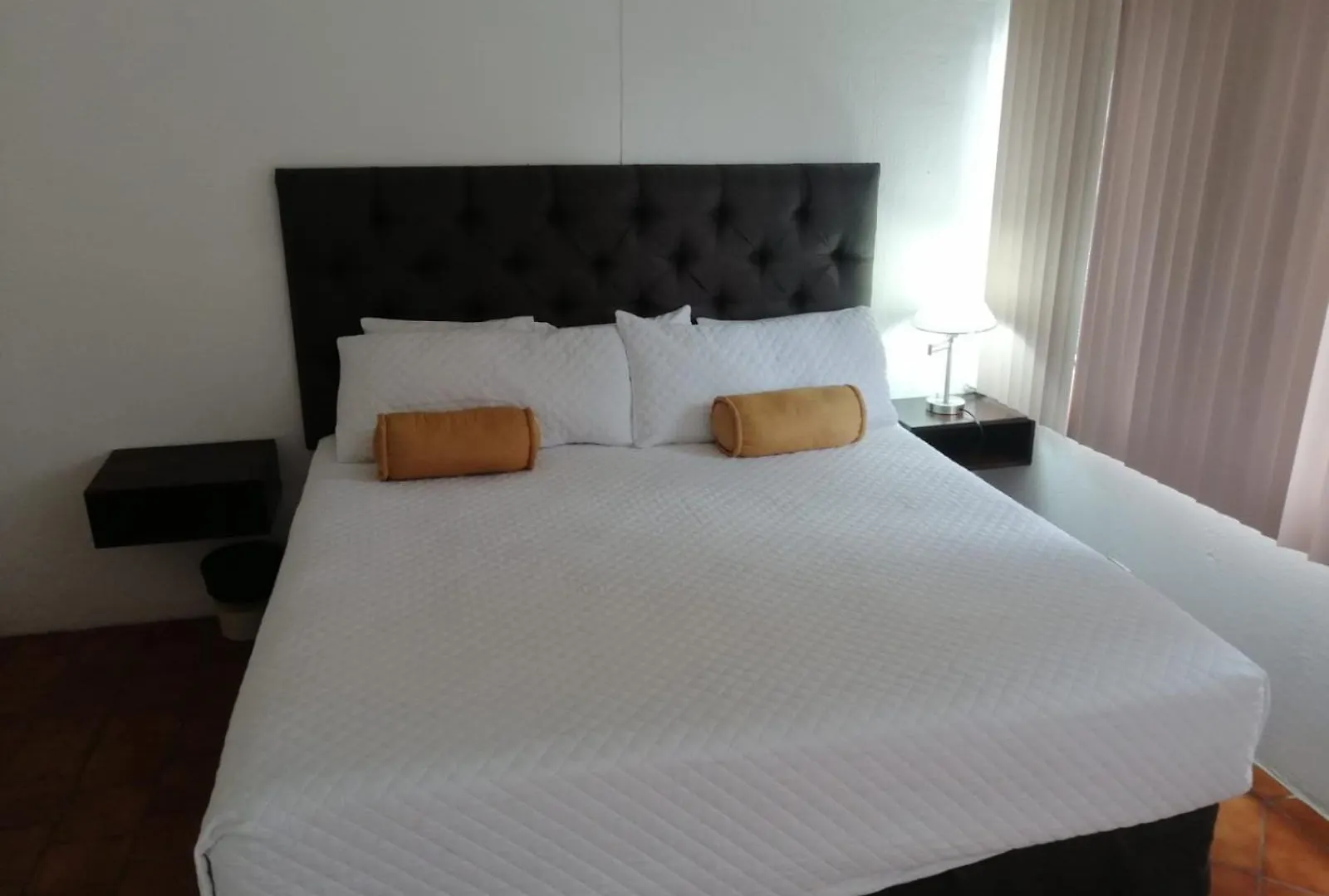 Vandrarhem Global Airport Inn Free Shuttle Guatemala City