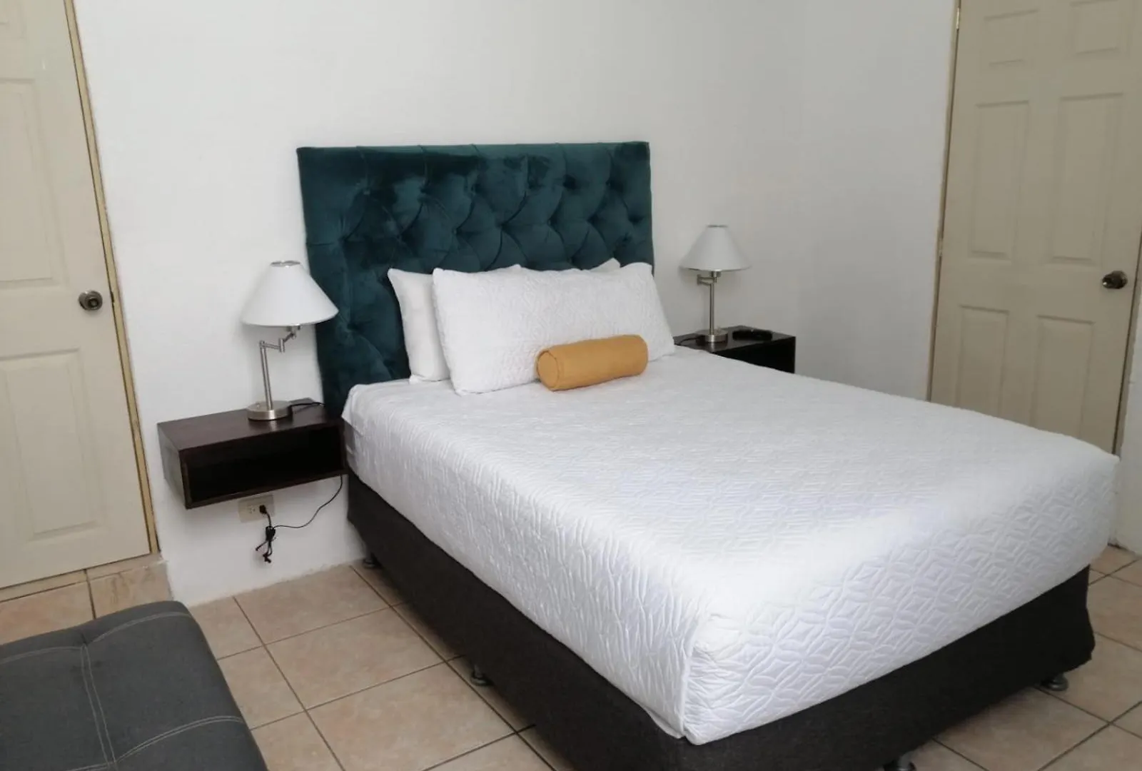 Global Airport Inn Free Shuttle Guatemala City Vandrarhem