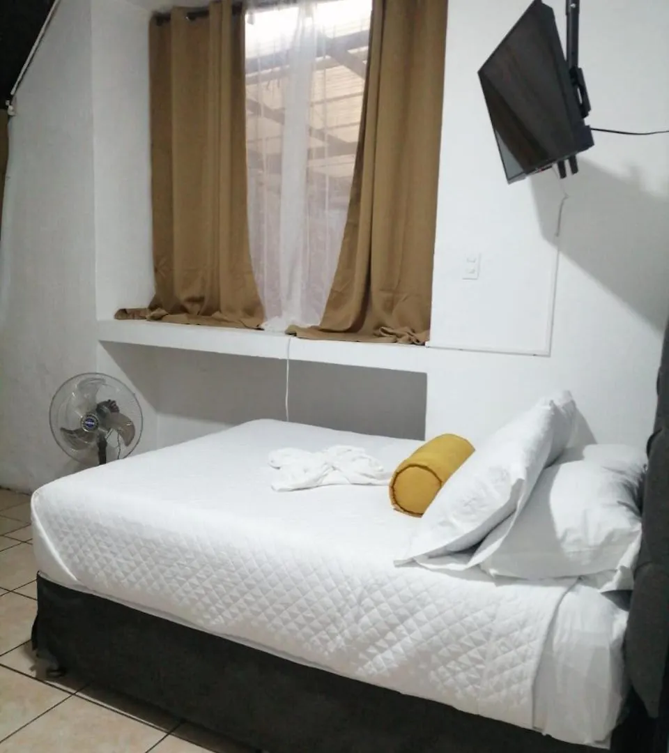 Global Airport Inn Free Shuttle Guatemala City Vandrarhem